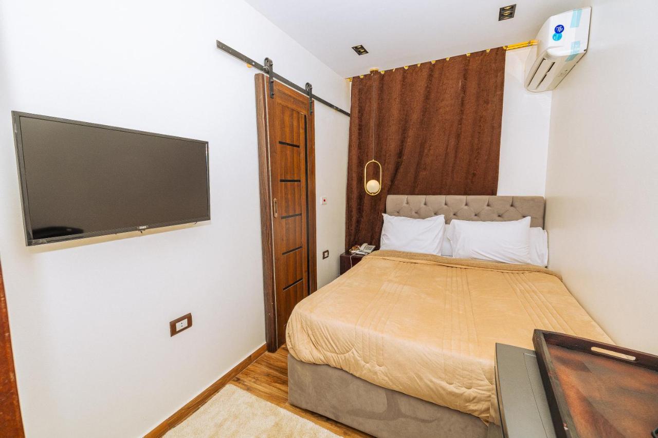 White Pyramids Inn Nazlet el Simman Bagian luar foto