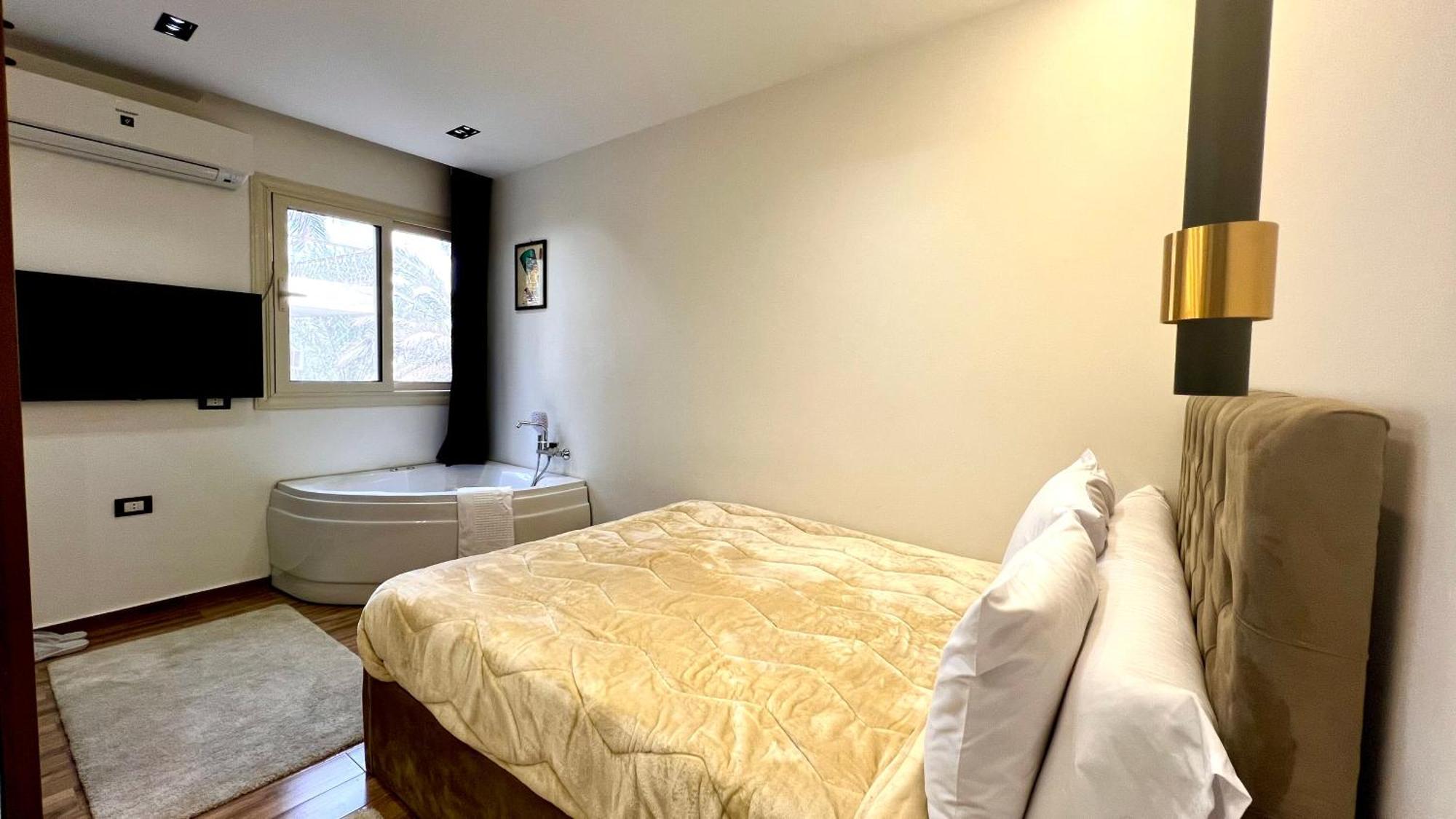 White Pyramids Inn Nazlet el Simman Bagian luar foto