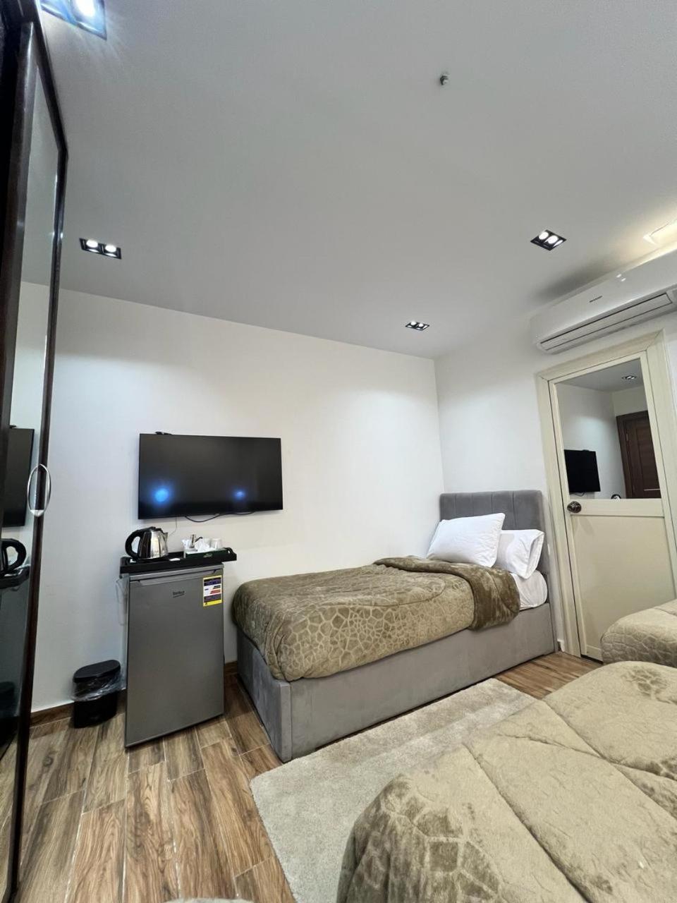 White Pyramids Inn Nazlet el Simman Bagian luar foto