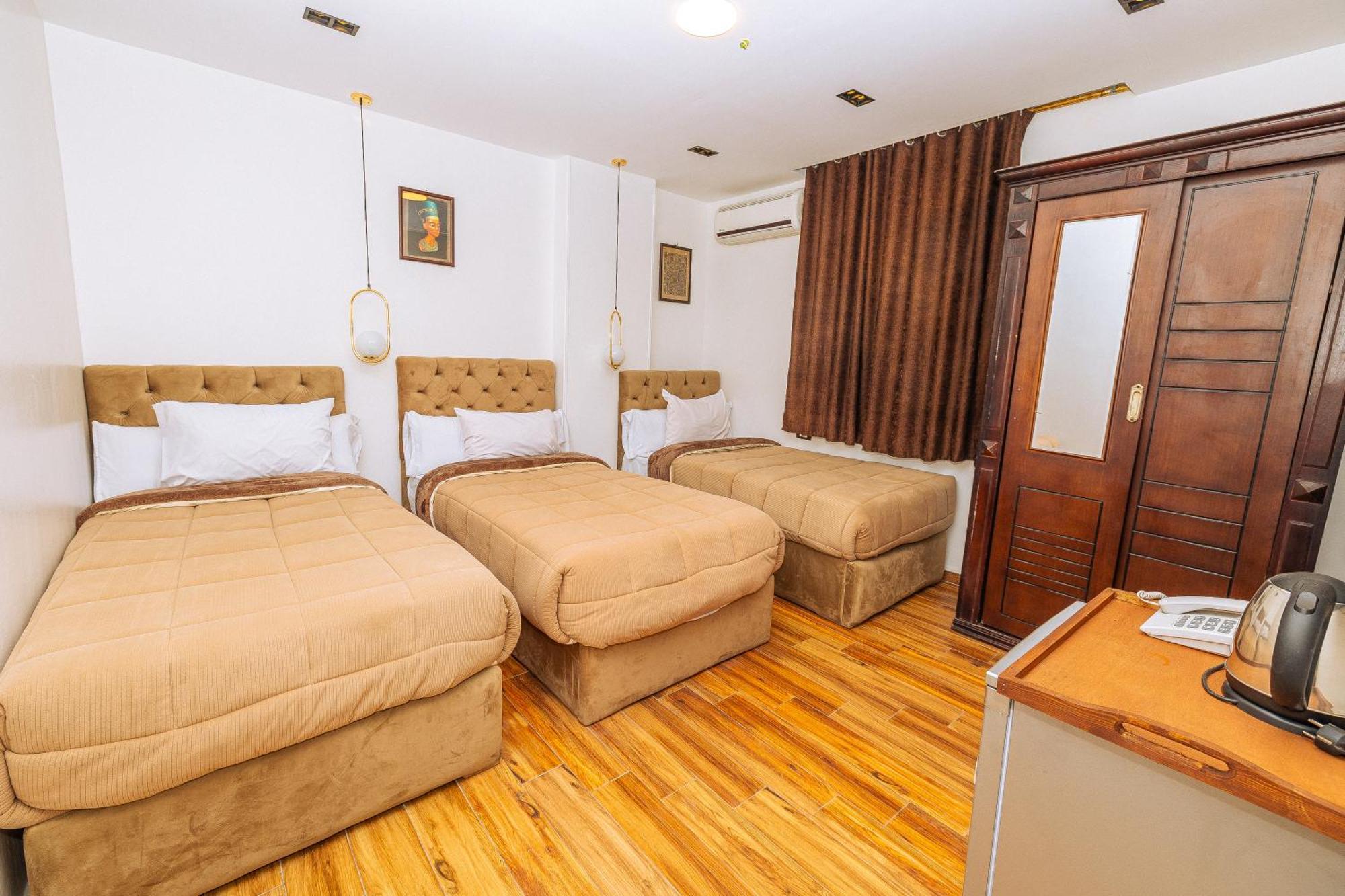 White Pyramids Inn Nazlet el Simman Bagian luar foto