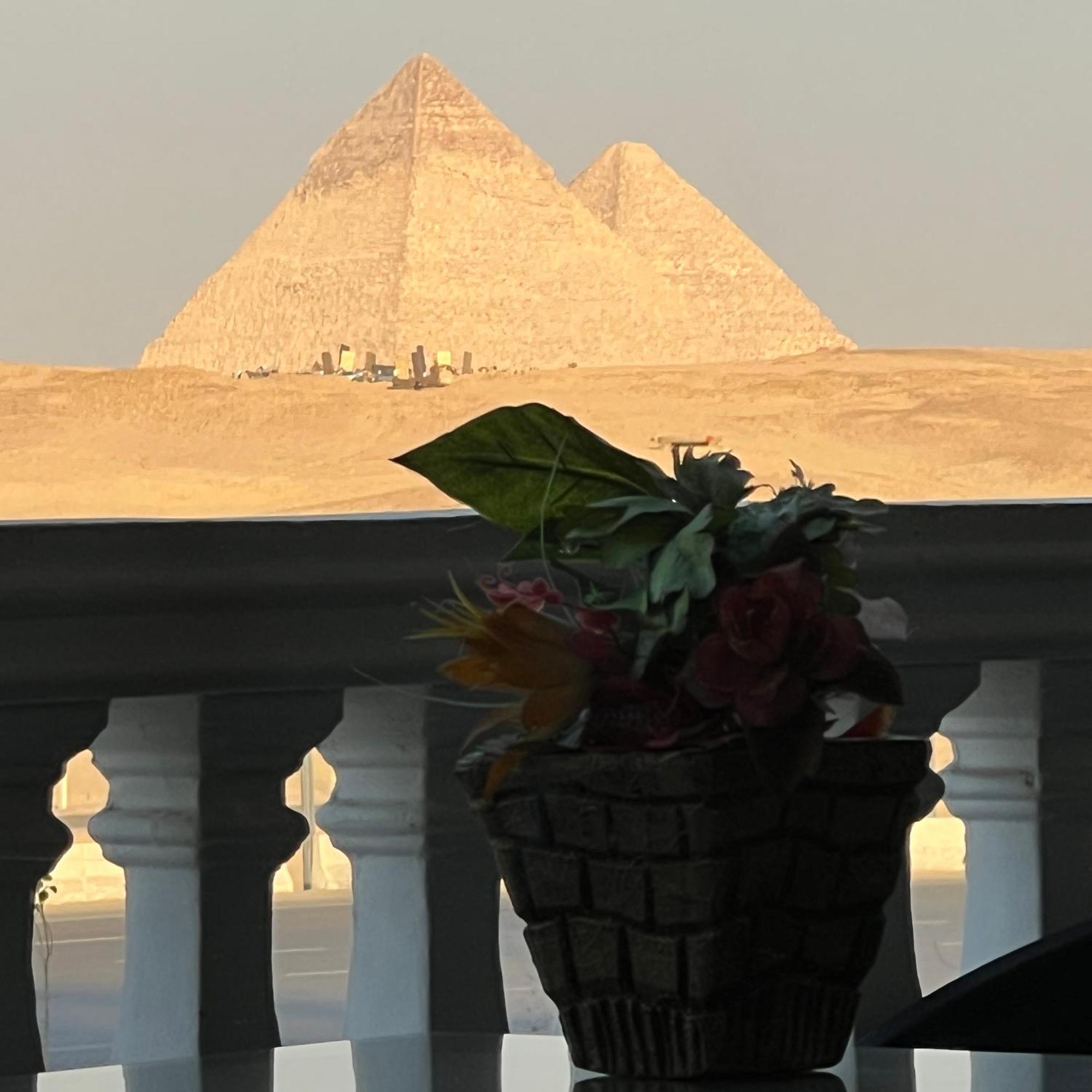White Pyramids Inn Nazlet el Simman Bagian luar foto