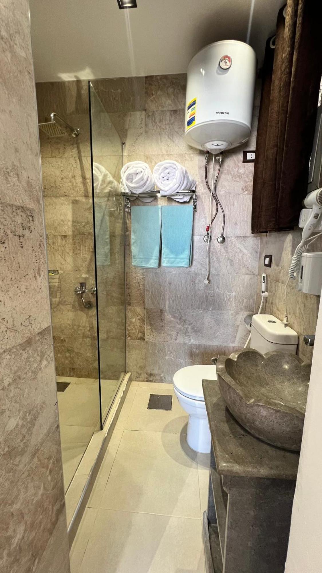 White Pyramids Inn Nazlet el Simman Bagian luar foto