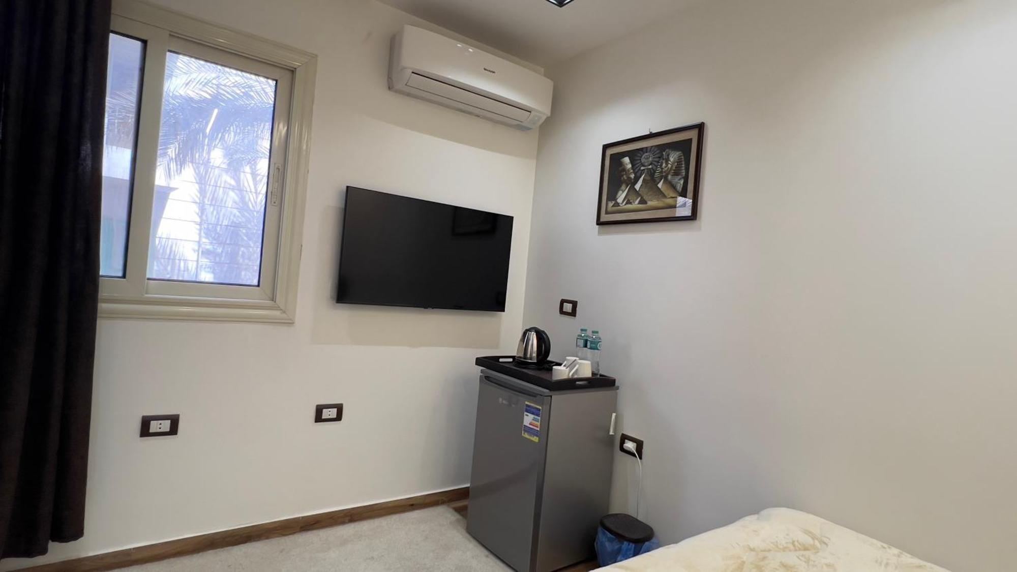 White Pyramids Inn Nazlet el Simman Bagian luar foto