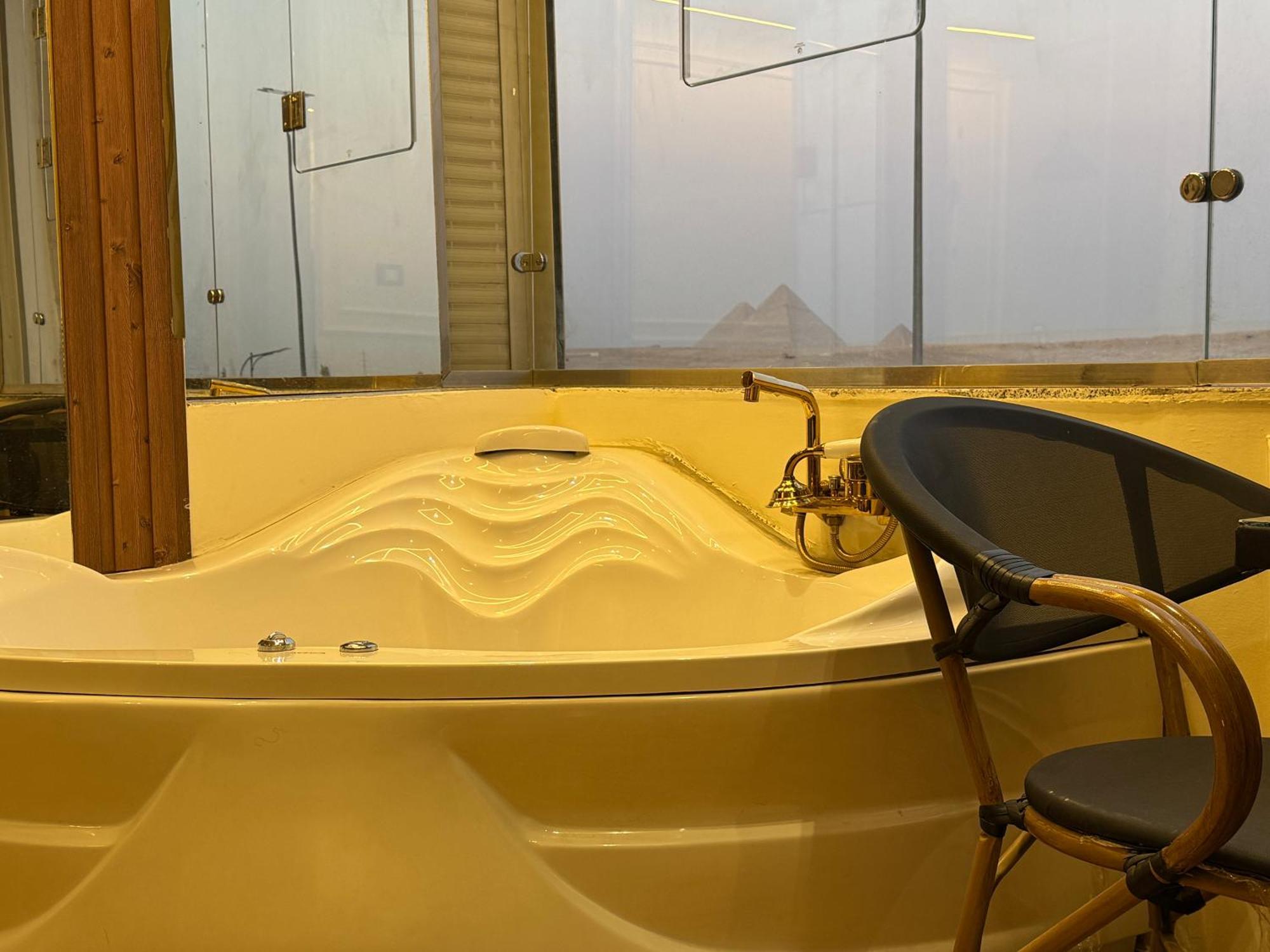 White Pyramids Inn Nazlet el Simman Bagian luar foto